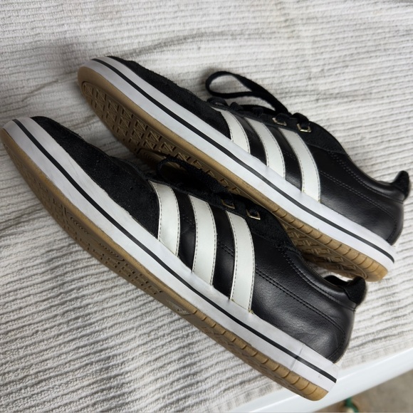 Men’s adidas Samba trainers size 11 - Picture 2 of 7